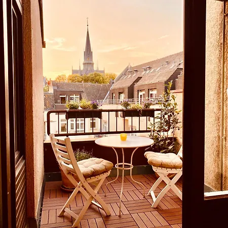 Living With Soul - Ueber Den Daechern Von *